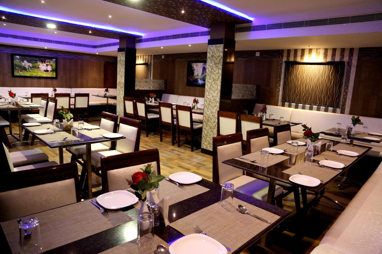 Venky'S Delight Rājahmundry Exterior photo