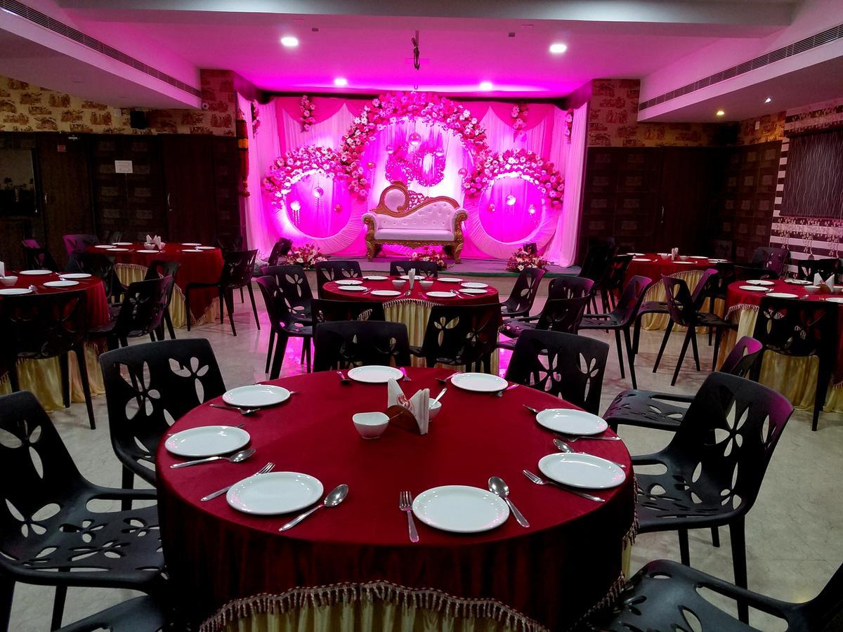 Venky'S Delight Rājahmundry Exterior photo