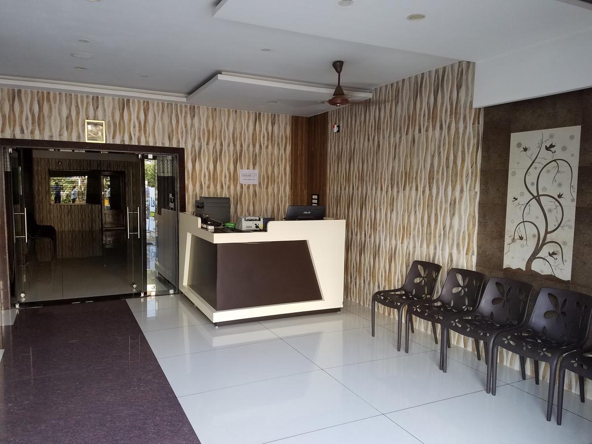 Venky'S Delight Rājahmundry Exterior photo